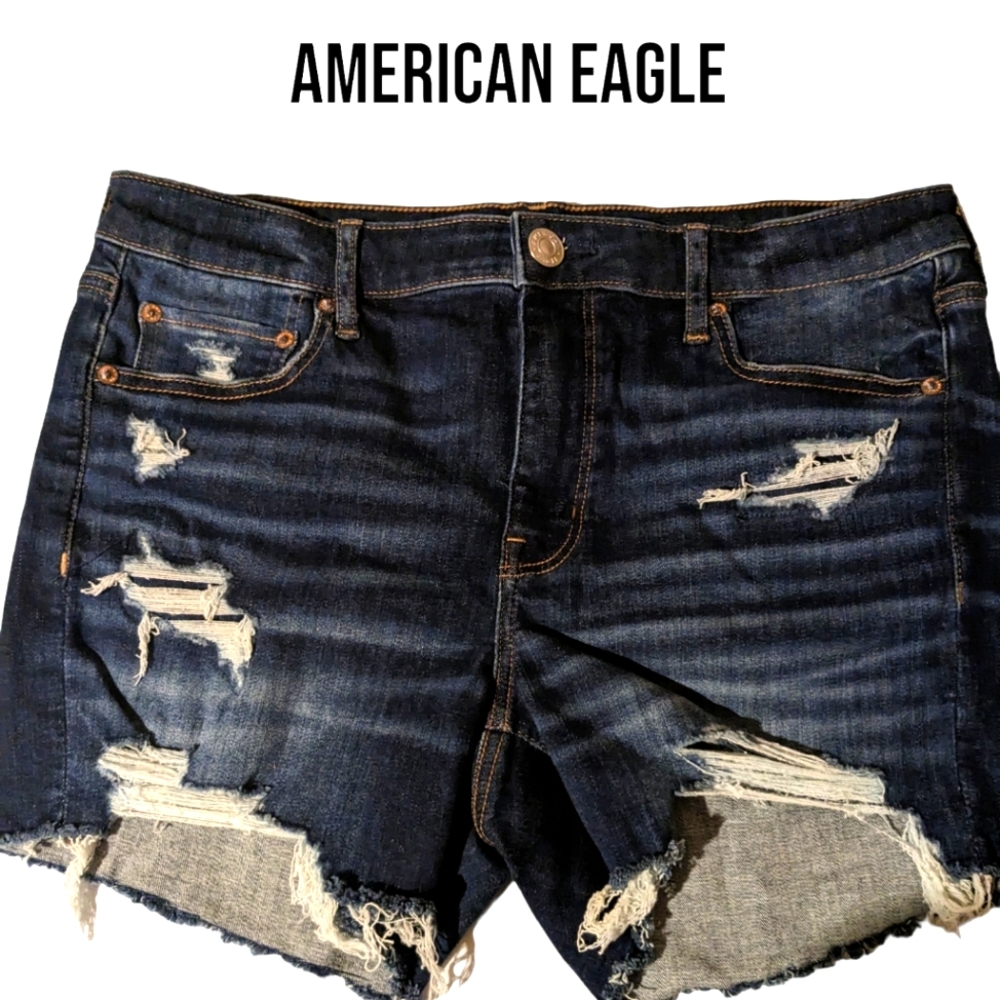 Women's American Eagle Ripped Shorts Size 12